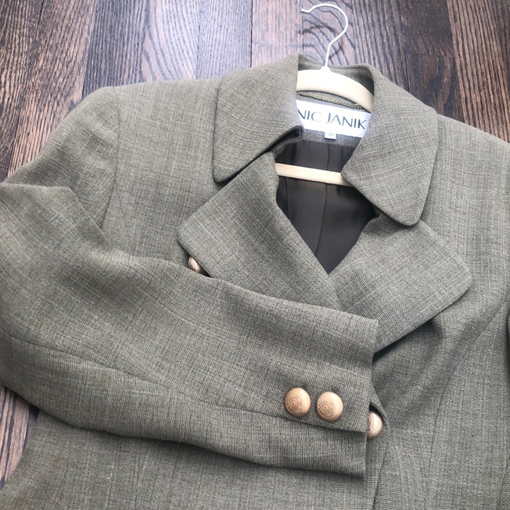 Nic Janik jacket - Picture 10 of 11